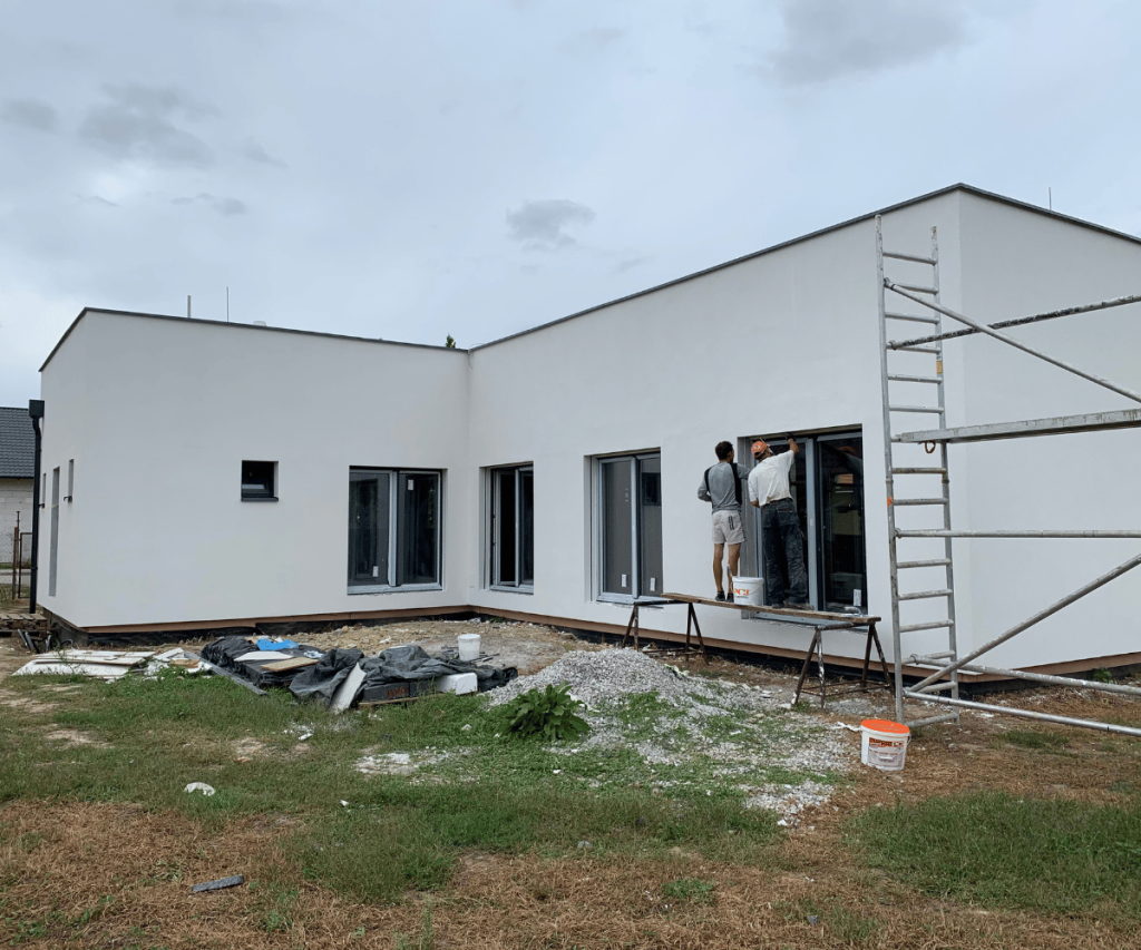 Dom v tvare L 120m2 - Trnava